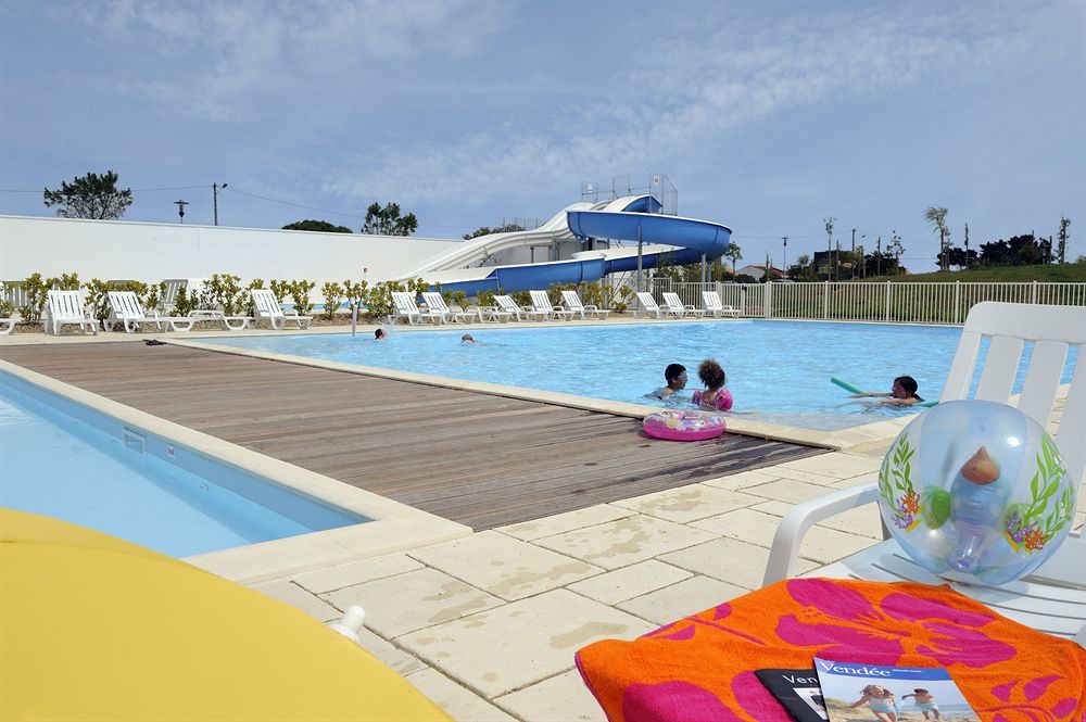 Residence Nemea Les Grands Rochers Les Sables-dʼOlonne Dış mekan fotoğraf